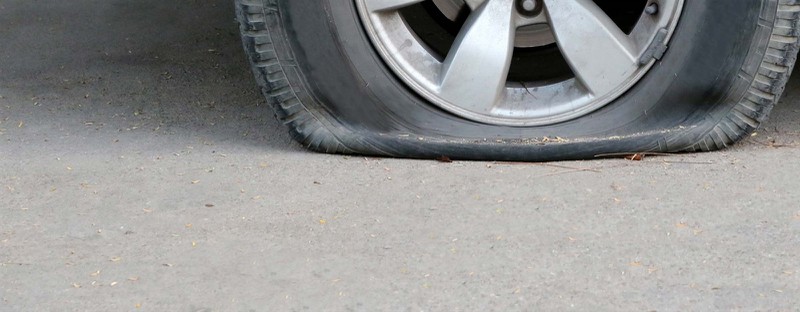 HeroArticleFlatTireReplacedDesktop2048 HeroArticleFlatTireReplacedDesktop2048