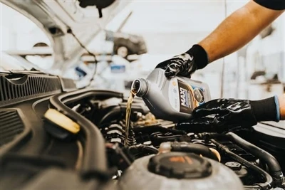 قدرتی طور پر خواہش مند انجنوں میں مکمل مصنوعی تیل کو کتنی بار تبدیل کیا جائے ...